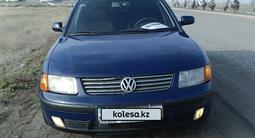 Volkswagen Passat 1997 годаfor2 100 000 тг. в Тараз – фото 2