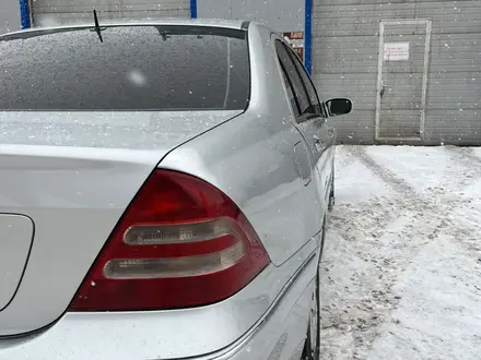 Mercedes-Benz C 320 2001 года за 3 300 000 тг. в Астана – фото 6