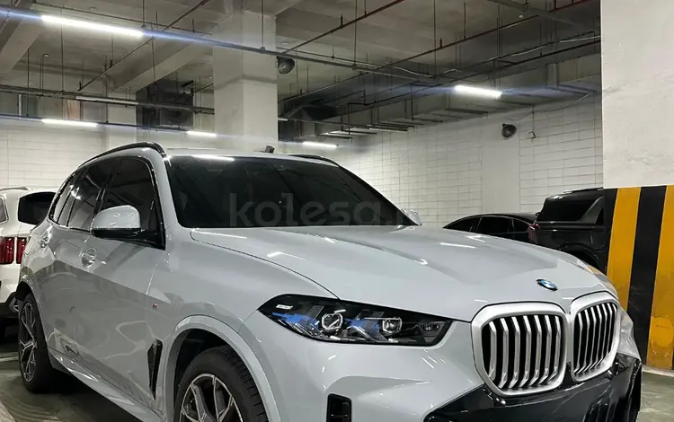 BMW X5 XDrive 40i 2024 года за 46 700 000 тг. в Астана