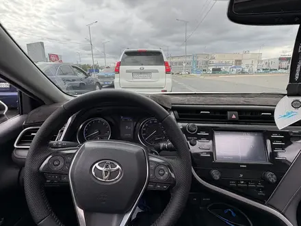 Toyota Camry 2020 года за 8 700 000 тг. в Атырау – фото 4