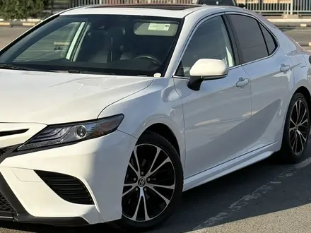 Toyota Camry 2020 года за 8 700 000 тг. в Атырау – фото 6