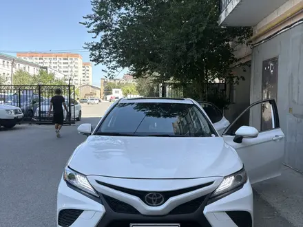 Toyota Camry 2020 года за 8 700 000 тг. в Атырау – фото 7