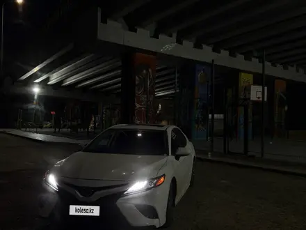 Toyota Camry 2020 года за 8 700 000 тг. в Атырау – фото 10