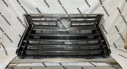 Решетка радиатора на LEXUS/ЛЕКСУС за 30 000 тг. в Алматы – фото 2