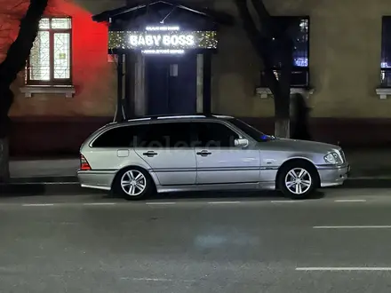 Mercedes-Benz C 220 2000 года за 3 150 000 тг. в Алматы – фото 6