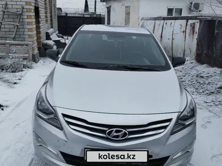 Hyundai Accent 2015 года за 4 300 900 тг. в Семей – фото 2