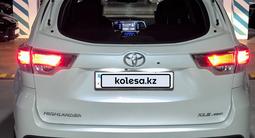Toyota Highlander 2015 годаүшін13 900 000 тг. в Алматы – фото 4
