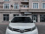 Toyota Sienna 2015 года за 15 750 000 тг. в Актау – фото 2