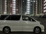 Toyota Alphard 2002 годаfor6 900 000 тг. в Актау