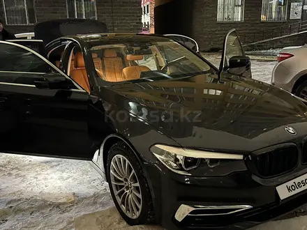 BMW 520 2020 года за 19 000 000 тг. в Астана – фото 3