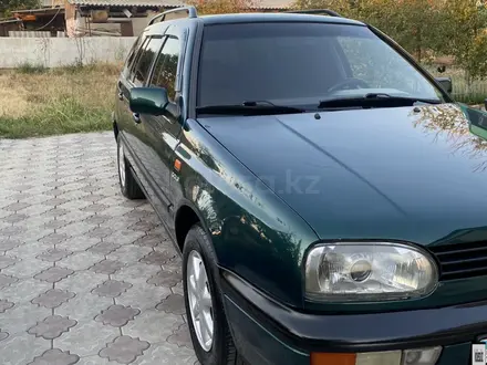 Volkswagen Golf 1995 года за 2 900 000 тг. в Тараз – фото 3