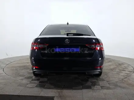 Skoda Superb 2017 года за 7 270 000 тг. в Астана – фото 6