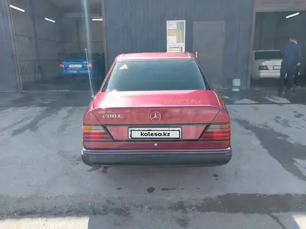 Mercedes-Benz E 220 1993 года за 1 800 000 тг. в Кызылорда – фото 7