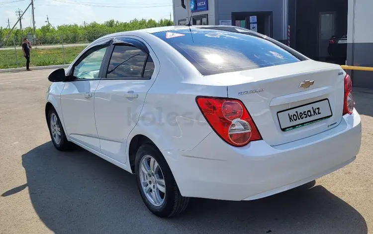 Chevrolet Aveo 2015 годаүшін4 000 000 тг. в Уральск