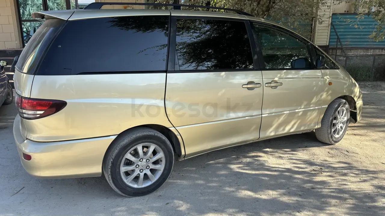 Toyota Previa, 2002