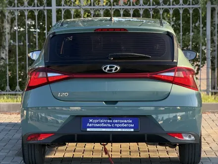 Hyundai i20 2023 года за 5 900 000 тг. в Кокшетау – фото 4