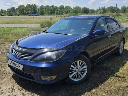 Toyota Camry 2005 года за 4 900 000 тг. в Усть-Каменогорск – фото 2