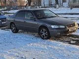 Toyota Camry 1998 года за 3 500 000 тг. в Шиели
