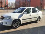 ВАЗ (Lada) Granta 2190 2013 годаүшін1 700 000 тг. в Актобе