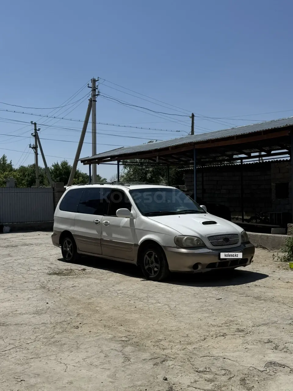 Kia Carnival, 2002