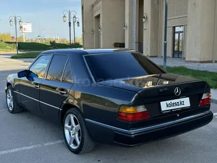 Mercedes-Benz E 200 1991 года за 2 500 000 тг. в Туркестан – фото 6