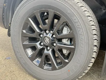 Toyota Land Cruiser Prado 2023 года за 37 500 000 тг. в Актобе – фото 12