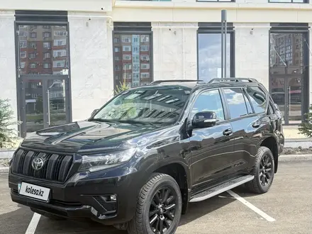 Toyota Land Cruiser Prado 2023 года за 37 500 000 тг. в Актобе