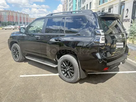 Toyota Land Cruiser Prado 2023 года за 37 500 000 тг. в Актобе – фото 5