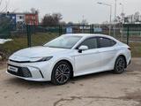 Toyota Camry 2025 года за 24 800 000 тг. в Алматы – фото 2