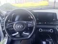 Hyundai Elantra 2023 года за 7 800 000 тг. в Актобе – фото 21