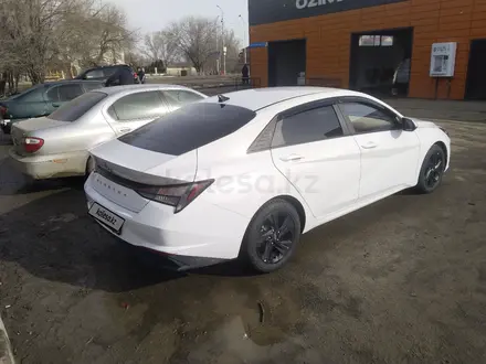 Hyundai Elantra 2023 года за 7 800 000 тг. в Актобе – фото 3