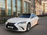 Lexus ES 250 2018 года за 21 000 000 тг. в Атырау – фото 3