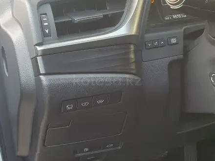 Lexus ES 250 2018 года за 21 000 000 тг. в Атырау – фото 7