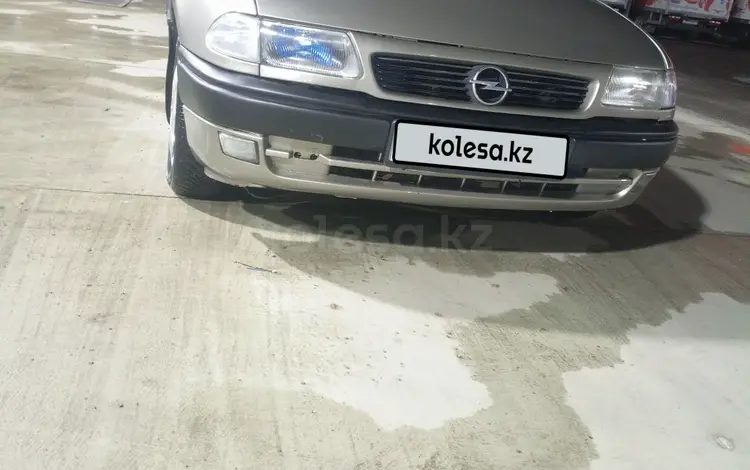 Opel Astra 1996 года за 1 400 000 тг. в Шымкент