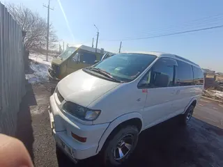 Mitsubishi Delica