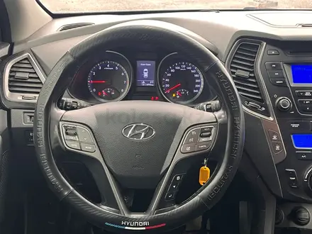 Hyundai Santa Fe 2014 года за 6 049 500 тг. в Астана – фото 9