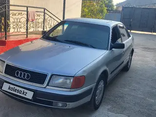 Audi 100, 1992