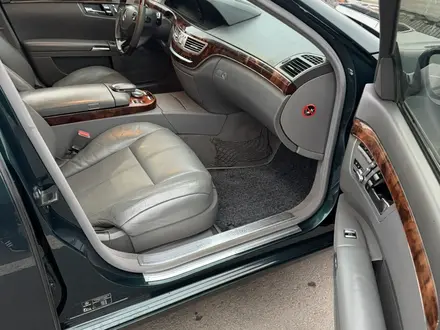 Mercedes-Benz S 500 2006 года за 5 800 000 тг. в Астана – фото 16