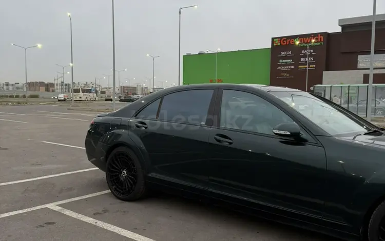 Mercedes-Benz S 500 2006 года за 5 800 000 тг. в Астана