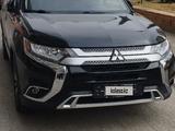 Mitsubishi Outlander 2018 годаүшін7 200 000 тг. в Актау