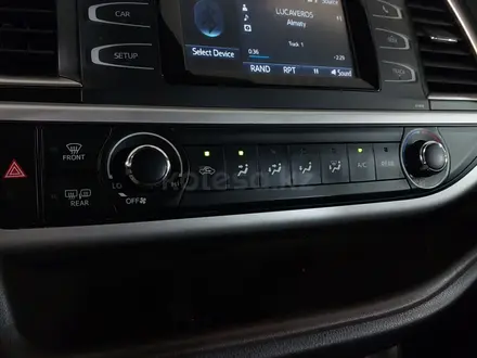 Toyota Highlander 2019 года за 13 150 000 тг. в Шымкент – фото 21