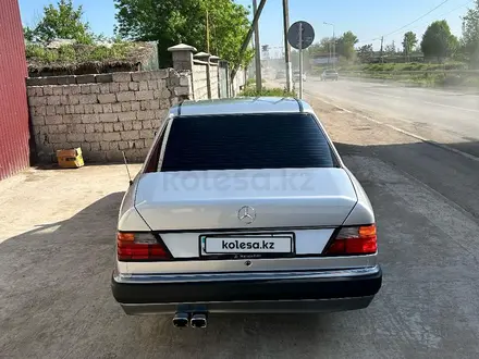Mercedes-Benz E 500 1990 года за 4 600 000 тг. в Шымкент – фото 2
