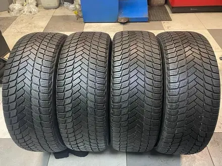 Michelin X-Ice Snow SUV 265/55 R20 113H XL за 300 000 тг. в Алматы