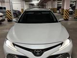 Toyota Camry 2018 годаfor11 800 000 тг. в Астана – фото 2