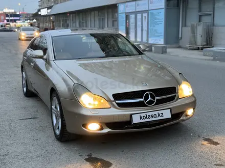Mercedes-Benz CLS 350 2006 года за 6 000 000 тг. в Атырау – фото 2