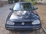 Volkswagen Golf 1993 годаүшін1 500 000 тг. в Алматы