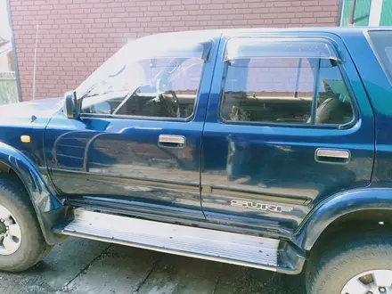 Toyota Hilux Surf 1993 года за 3 500 000 тг. в Риддер – фото 5