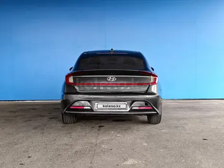 Hyundai Sonata 2022 года за 8 576 500 тг. в Шымкент – фото 4