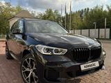 BMW X5 2023 года за 43 000 000 тг. в Астана