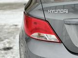 Hyundai Solaris 2015 года за 5 500 000 тг. в Актобе – фото 3